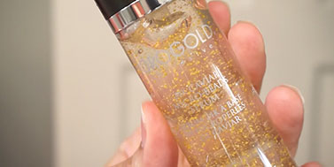 Elenore reviews OROGOLD products on YouTube