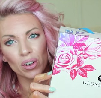 Samantha Shuerman holding the Glossybox Mother's Day Box